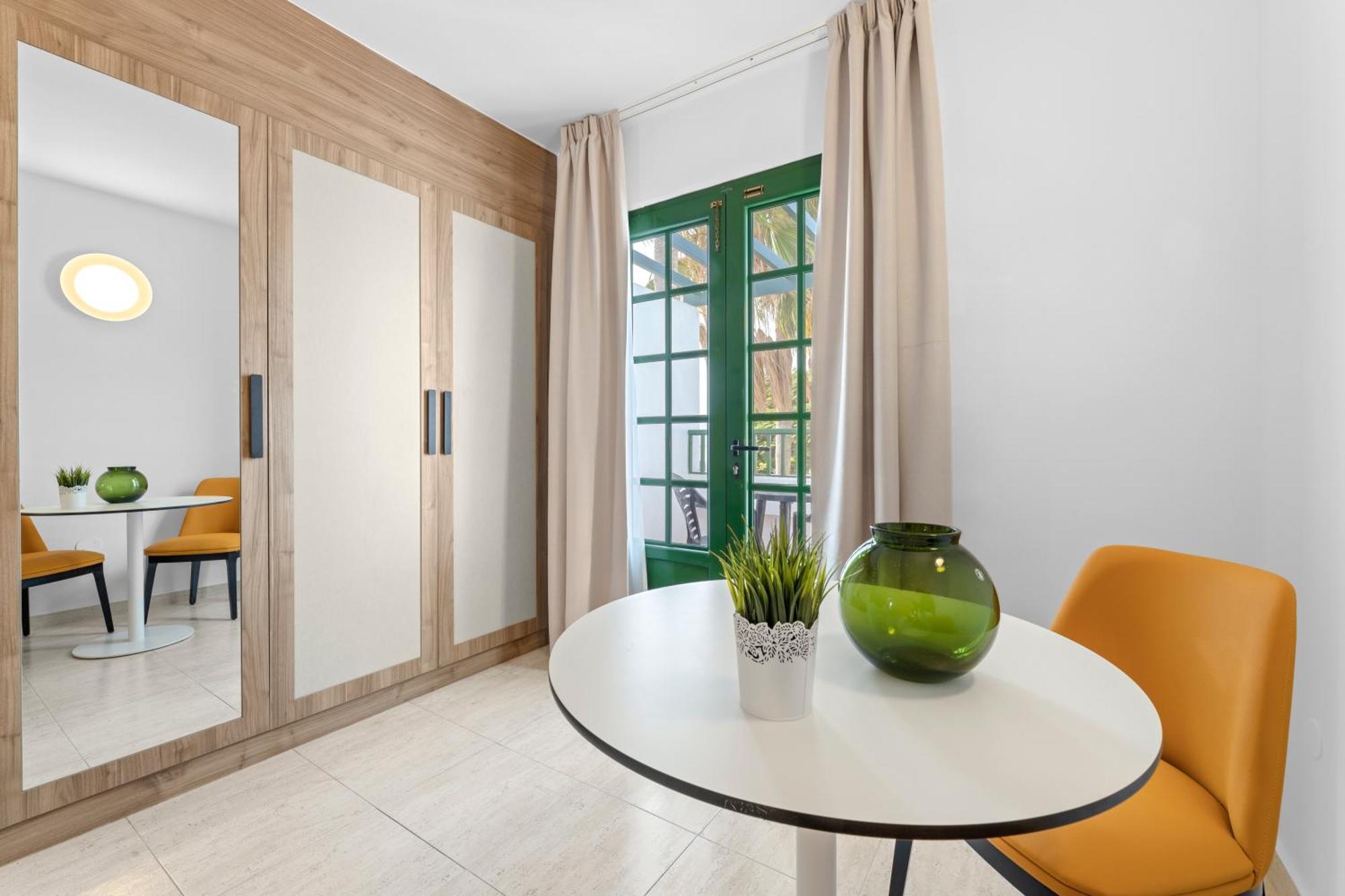 Apartamentos Tropicana Πουέρτο Ντελ Κάρμεν Εξωτερικό φωτογραφία
