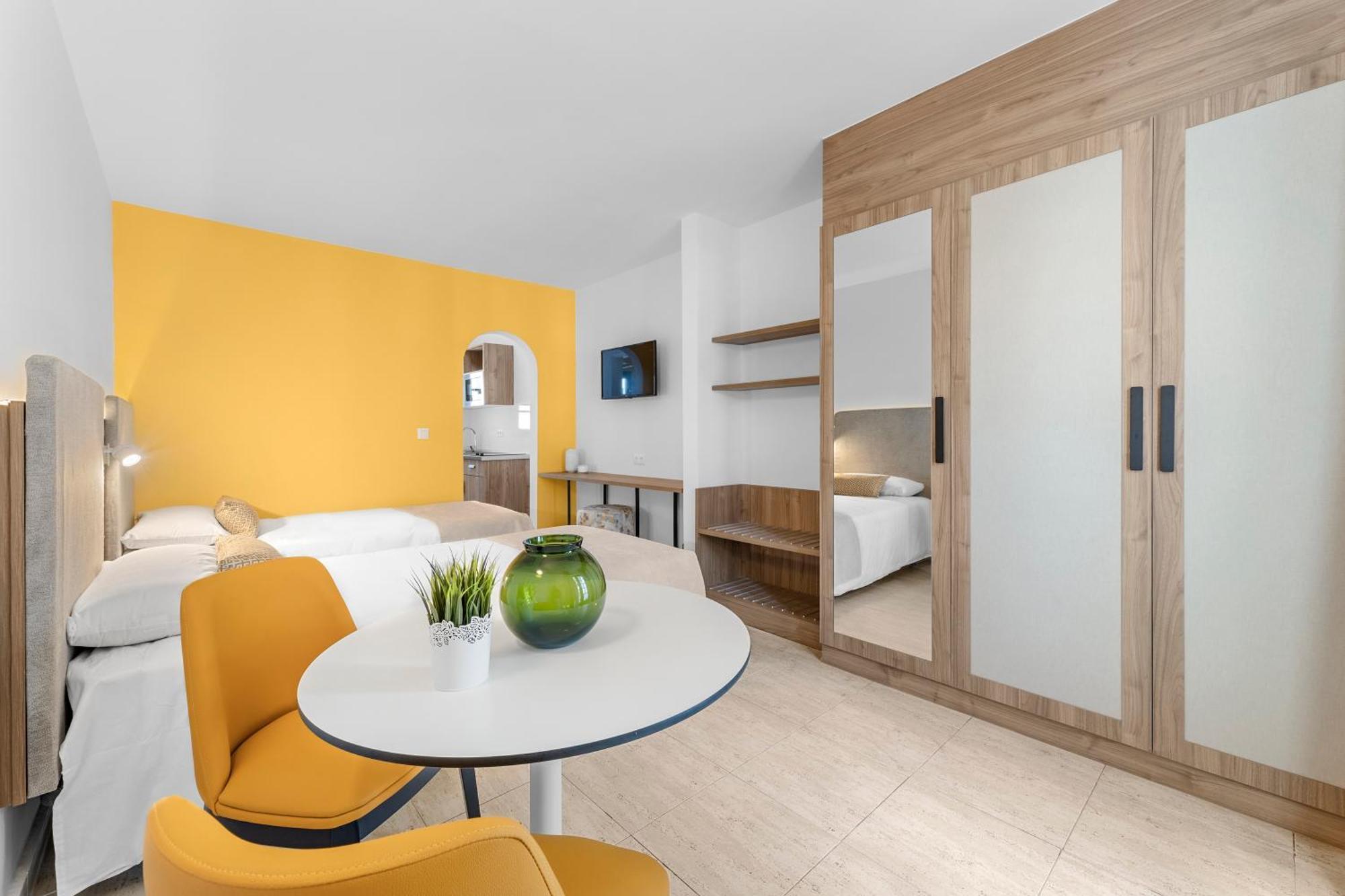 Apartamentos Tropicana Πουέρτο Ντελ Κάρμεν Εξωτερικό φωτογραφία
